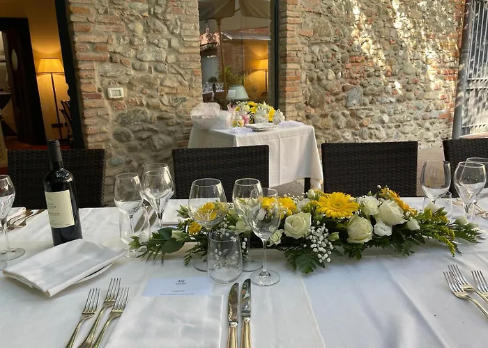 Lear • Dining Club